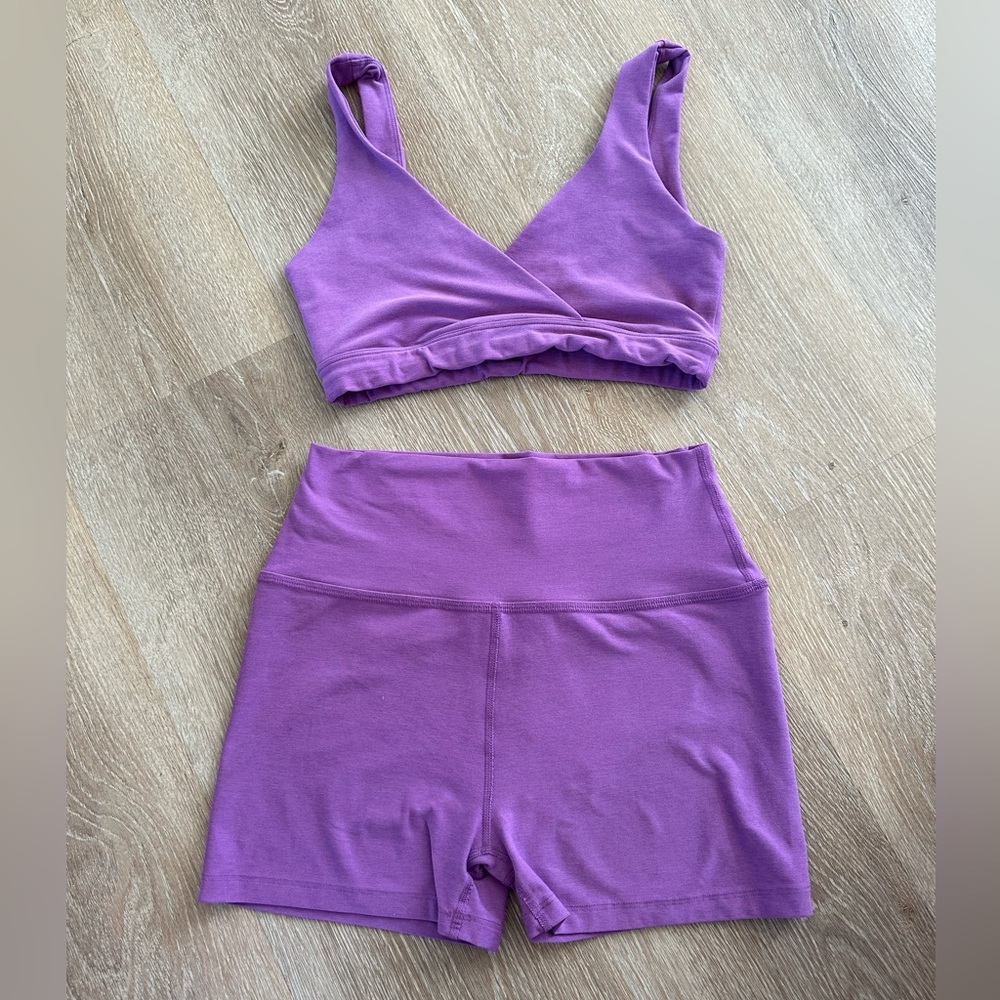 BEYOND YOGA set